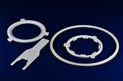 氧化鋁導軌如何保障自動化傳輸系統(tǒng)的穩(wěn)定運行